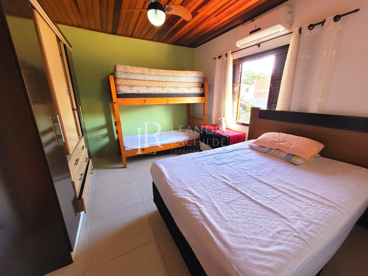 Sobrado, 3 quartos, 270 m² - Foto 17